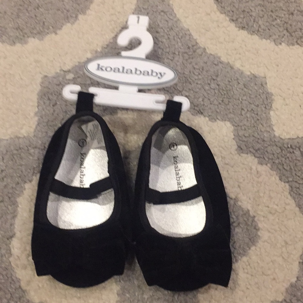 Black baby shoes